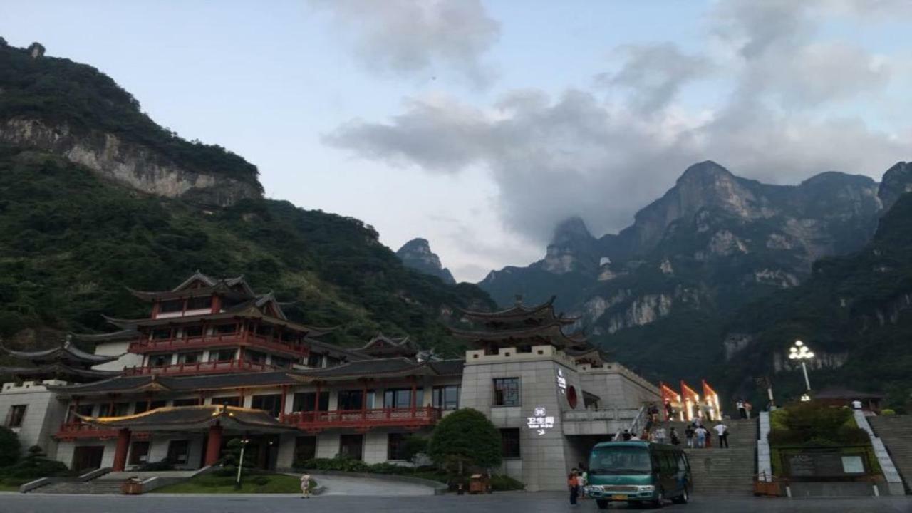 Friend Hui Hotel Жангжиаже Екстериор снимка