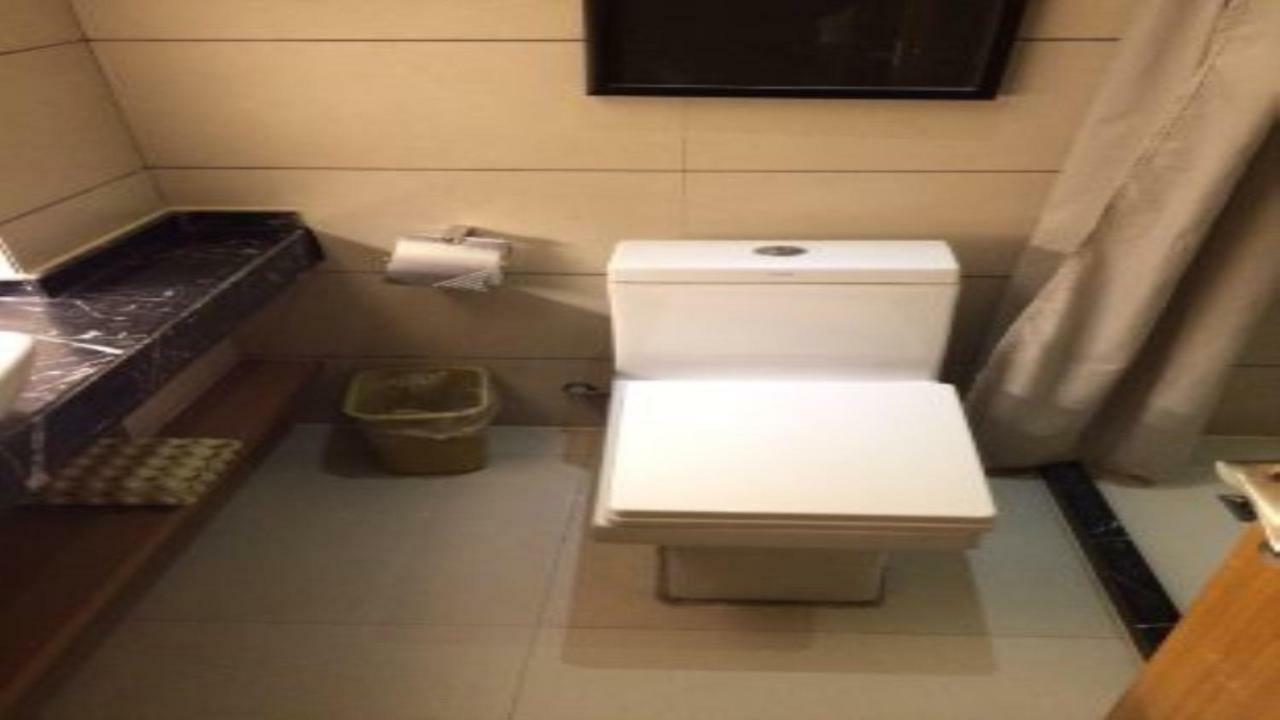 Friend Hui Hotel Жангжиаже Екстериор снимка